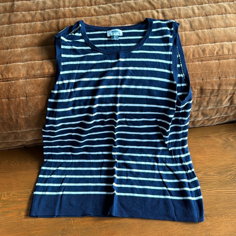 Old Navy Sleeveless Sweater